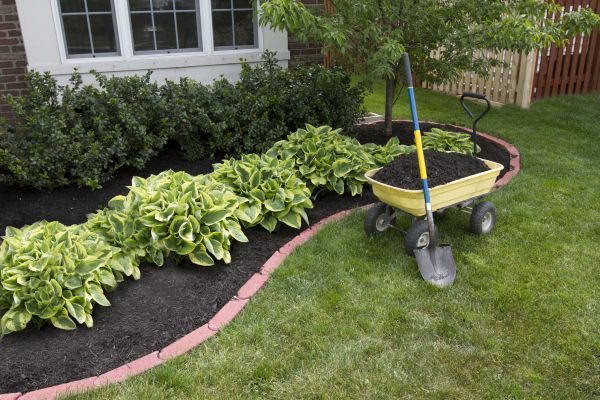 Landscape Mulching in Bainbridge Island